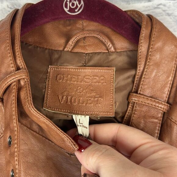 Chelsea & Violet Moto Biker Vest Cognac Faux Leather Size Large Buckle Collar - Picture 3 of 6